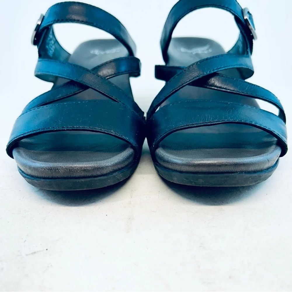 Dansko Black Leather Criss Cross Ana Wedge Sandals size 38 7.5 8 - Picture 3 of 11